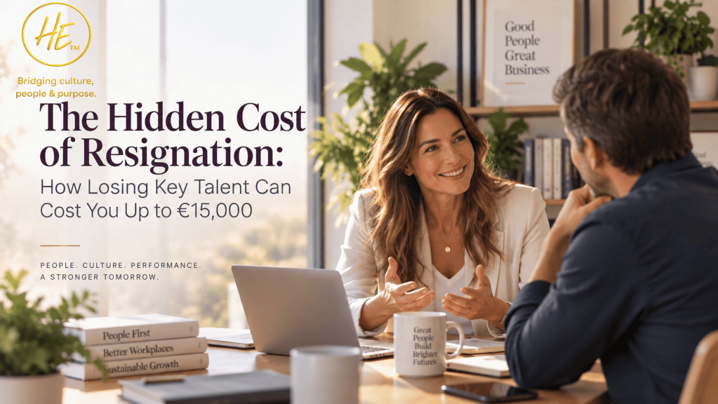 HR leader discussing employee retention strategy with a team member during a one-to-one meeting.
